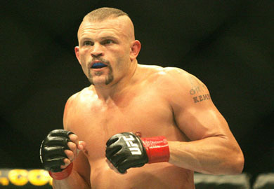 Chuck Liddell Urges Fighters to Finish Fights