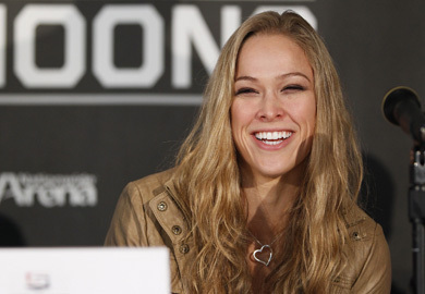 Rousey Dishes on GSP: Success Helped By Looks And Countrymen Not By Fighting Style | UFC NEWS