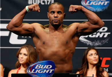 UFC 173 Results: Cormier Chokes Henderson Out In Round 3, Calls Out Jon Jones After Win