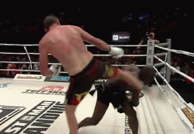 .gif | Glory ‘Last Man Standing’ Results: Verlinden Drops Manhoef With Nasty Head Kick (Replay)