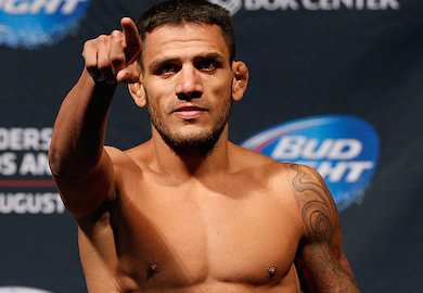 UFC FN 49 Results: Dos Anjos Drops Henderson in Round 1, Earns Questionable TKO Win