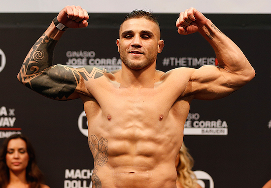 UFC FN 58 Results: Sarafian Picks Up Win After Dos Santos Suffers Injury
