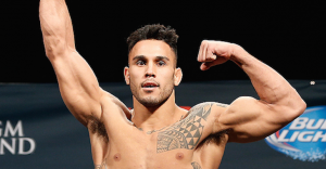 Brad Tavares fights Elias Theodorou