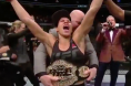 Amanda Nunes, UFC 215