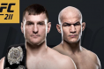 Stipe Miocic and Junior Dos Santos fight at UFC 211