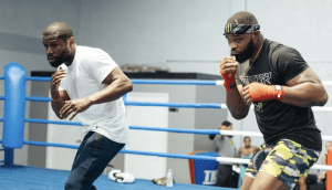 Tyron-Woodley-Floyd-Mayweather