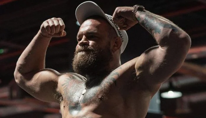 Conor McGregor, Músculo, UFC