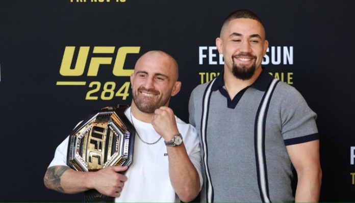 Alexander Volkanovski and Robert Whittaker