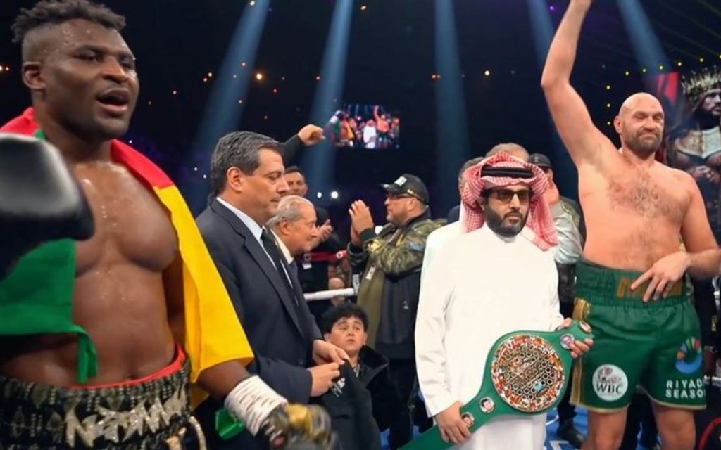 Tyson Fury, Francis Ngannou, Boxing, Split Decision