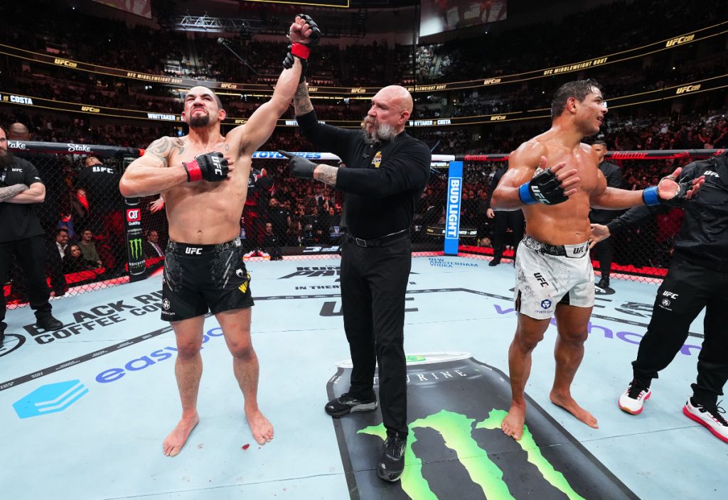 Robert Whittaker defeats Paulo Costa at UFC 298