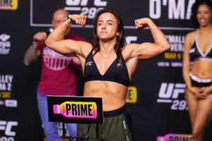 Maycee Barber weigh-in