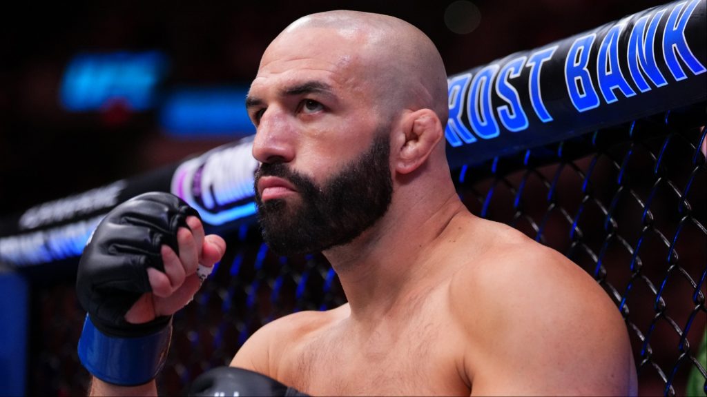 Jared Gordon enters the Octagon for his fight at Noche UFC 3 in San Antonio