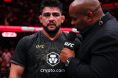 Daniel Cormier interviews Kelvin Gastelum after his victory at Noche UFC