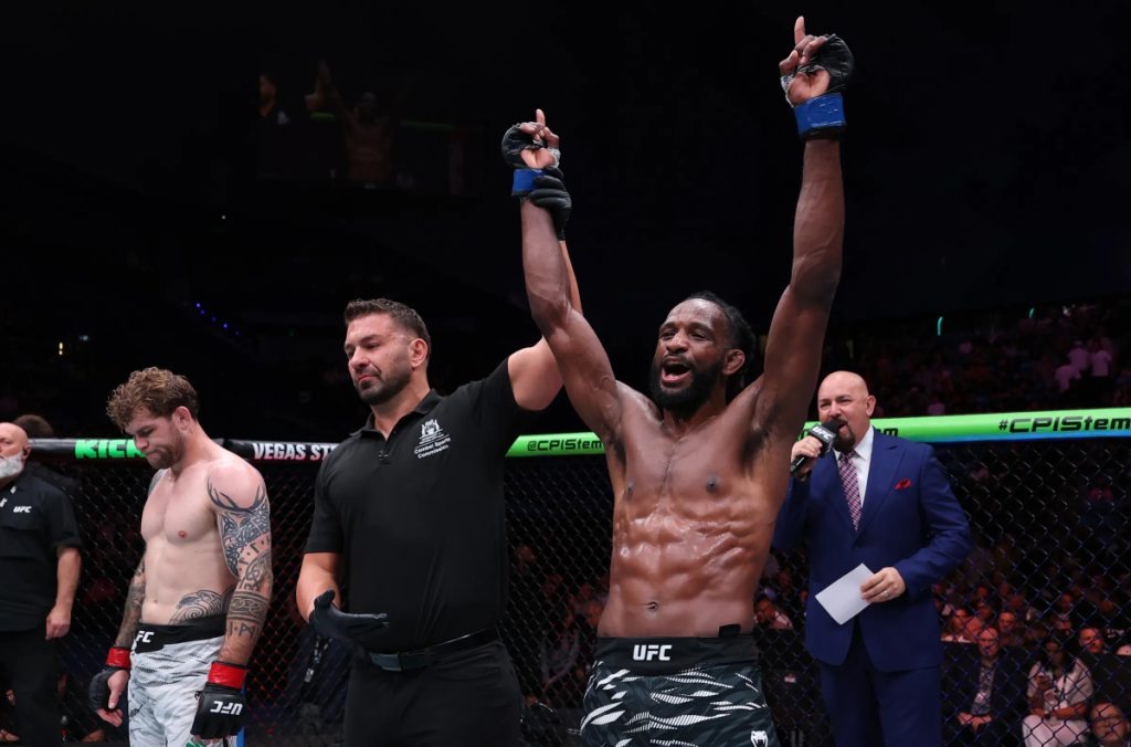 Neil Magny defeats Jake Matthews
