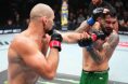 Anthony Hernandez gets punched by Sean Strickland at UFC Houston