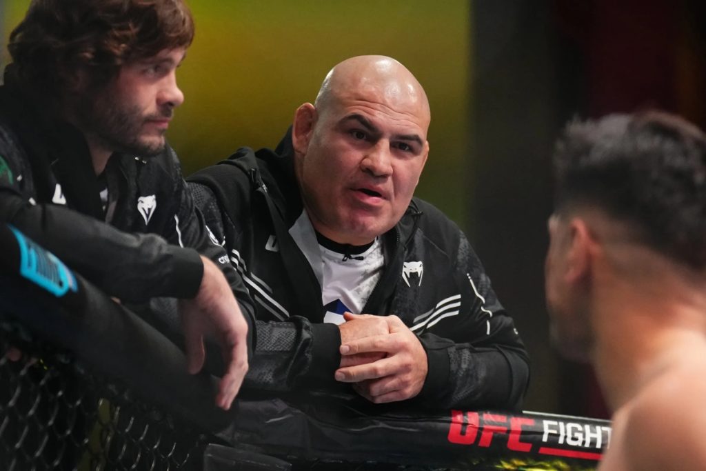 Cain Velasquez UFC coaching