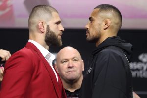 Jiri Prochazka and Carlos Ulberg staredown