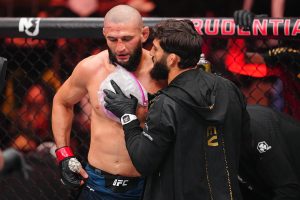 Arman Tsarukyan in Khamzat Chimaev's corner for UFC 328