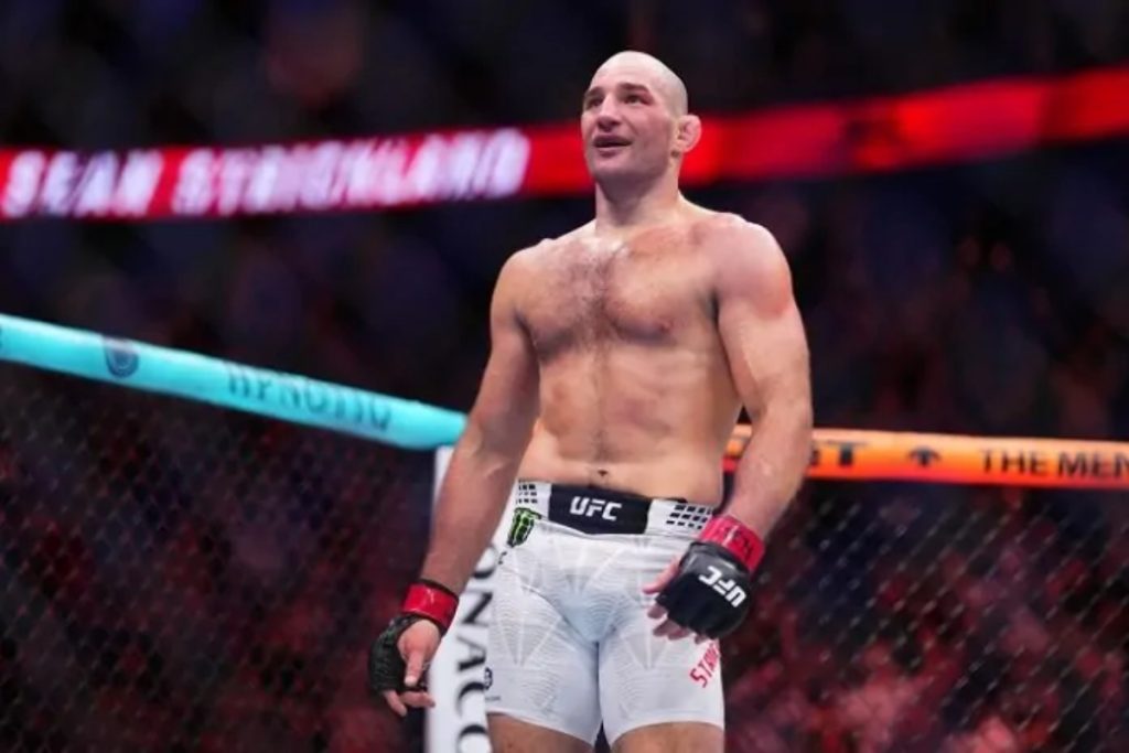 Sean Strickland celebrates UFC win