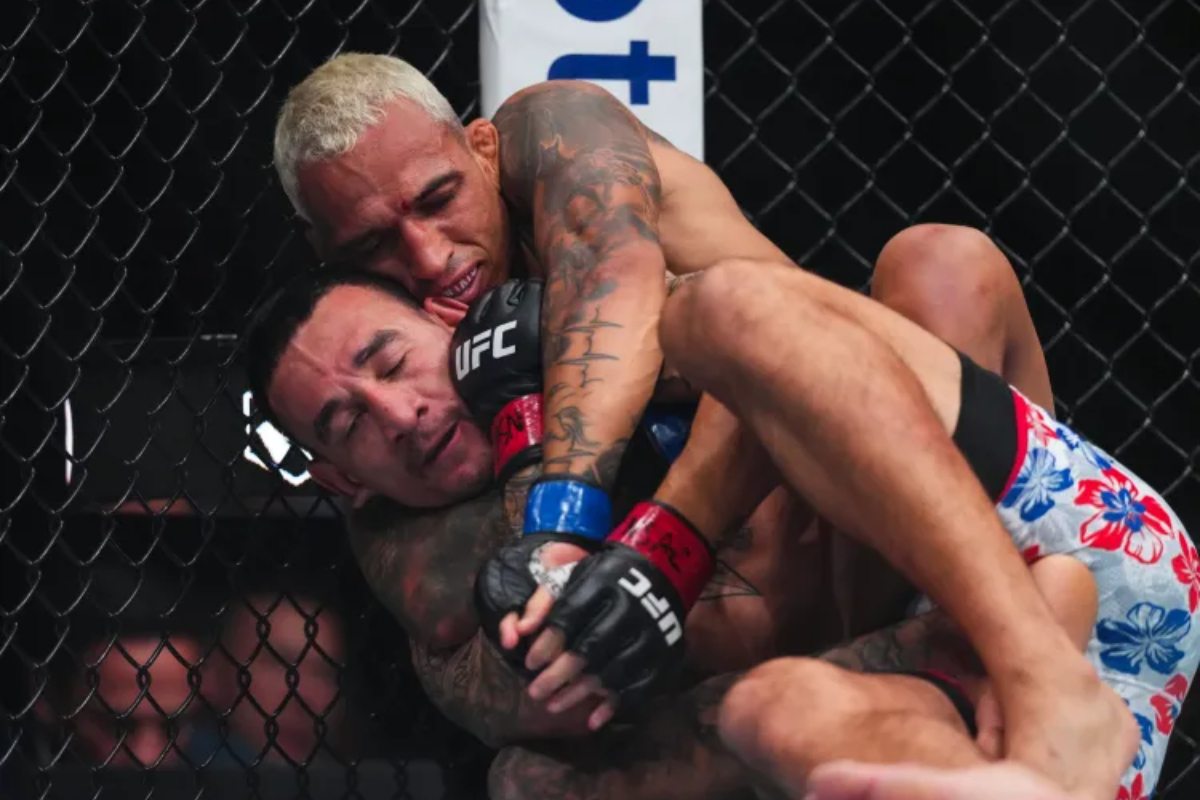 Max Holloway refuses to complain about BMF title loss to Charles Oliveira: “You can’t be mad at Charles” Max Holloway refuses to complain about BMF title loss to Charles Oliveira: “You can’t be mad at Charles”