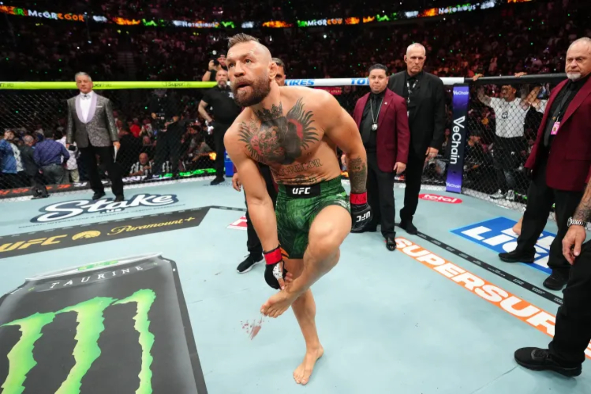 Daniel Cormier defends Conor McGregor’s wild kick in UFC 329 return prior to injury: “We need to be careful when we judge”