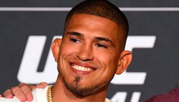 Anthony Pettis, Daniel Cormier