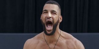 Clark screaming on weigh-in scale