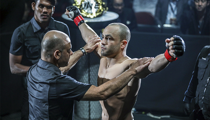 Eddie Alvarez, ONE Championship, Demetrious Johnson