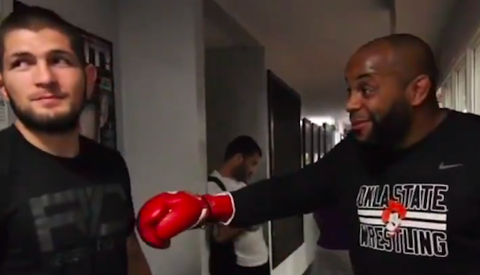 Khabib Nurmagomedov, Daniel Cormier