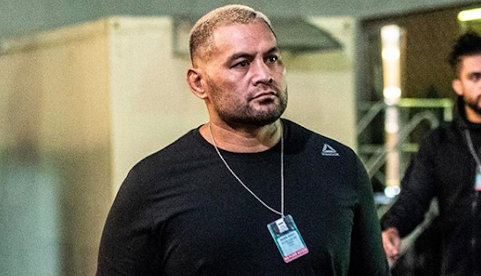 Mark Hunt's Blonde Hair: The Inspiration Behind the Iconic Look - wide 6