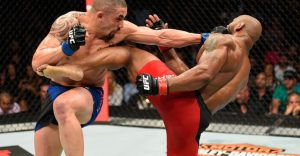 Yoel Romero, Robert Whittaker